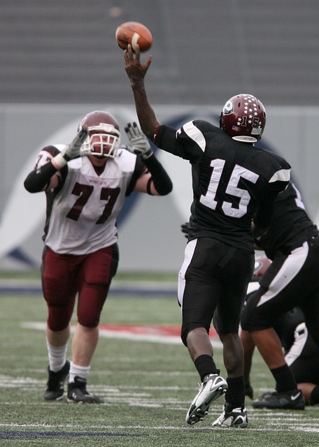 拜仁vs柏林联合：凯恩搭档奥利塞，迪亚斯、卡尔、基米希出战